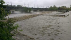 Il Comune di Scandiano chiude la ciclabile all’altezza di via Pedemontana per l’innalzamento del torrente Tresinaro